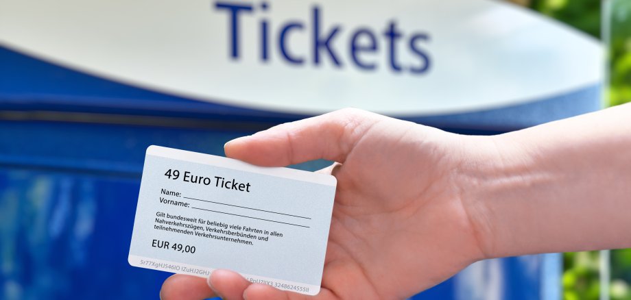 Planned 49 Euro ticket for public transportation in Germany