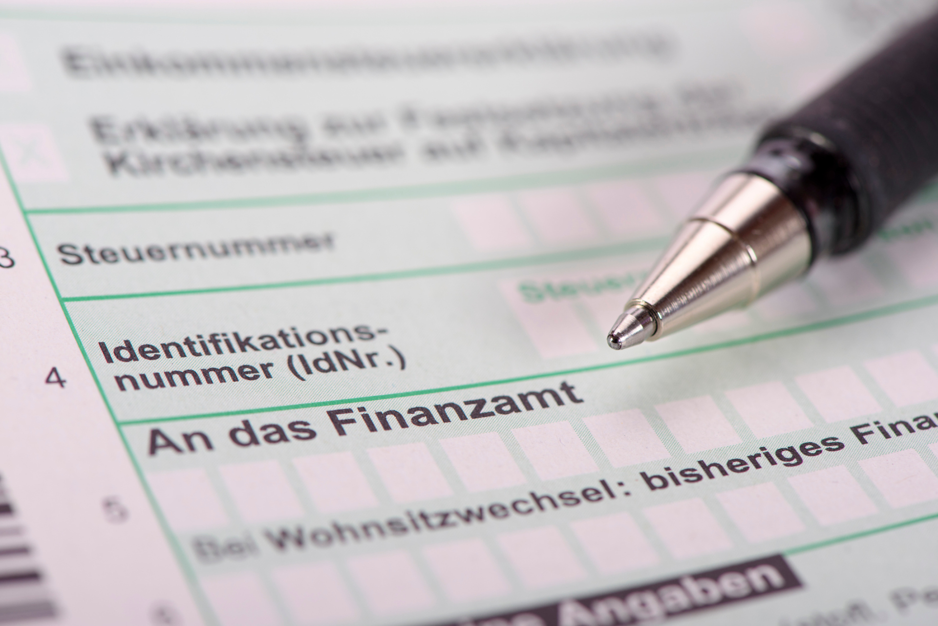 Make filling in German tax form Make filling in German tax form